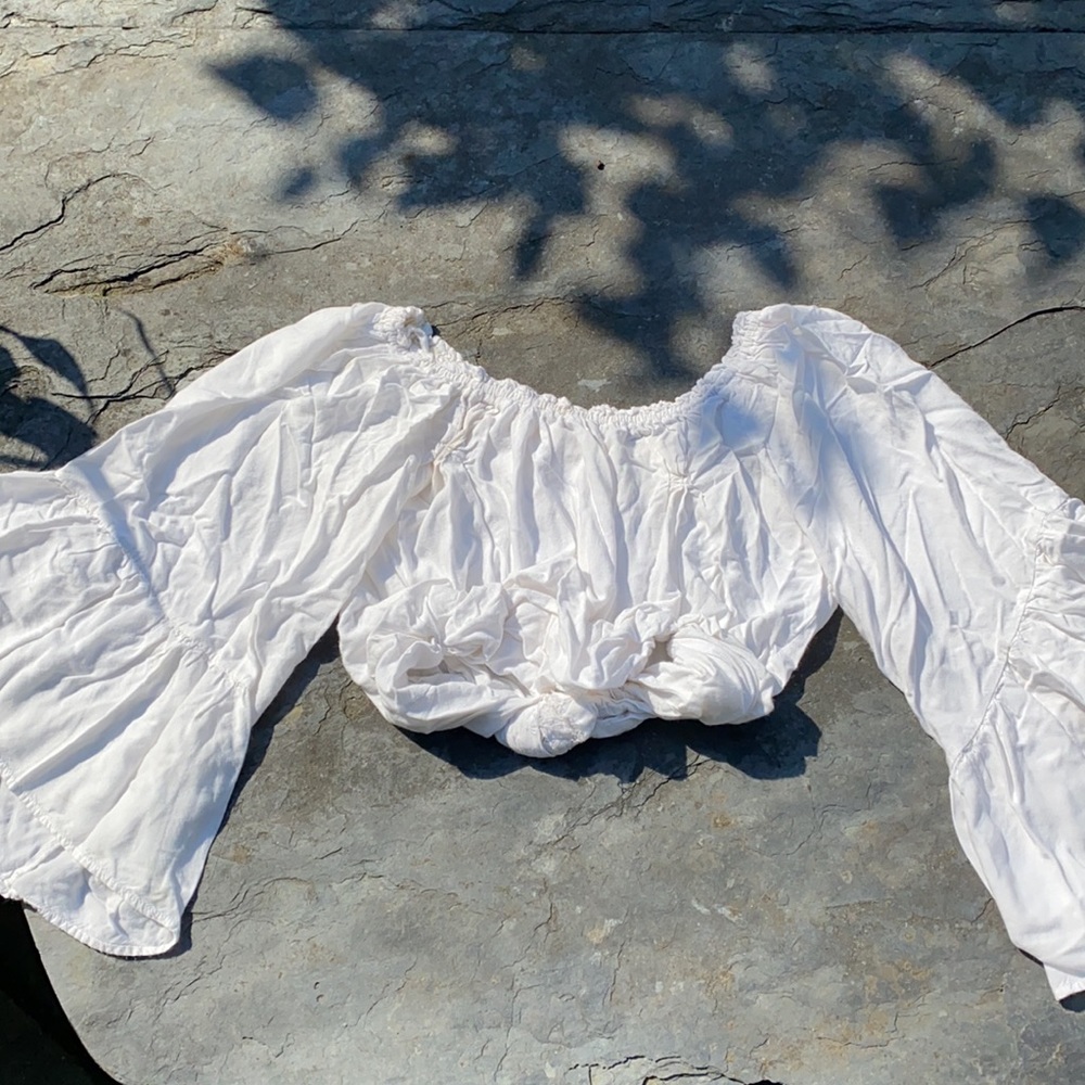 Strapless Flare Sleeve White Pirate-Type Crop Top
